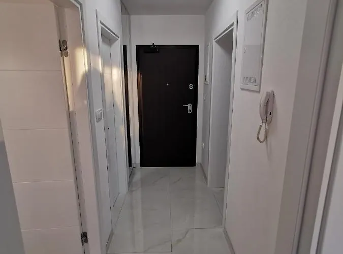 Ivana Appartement *