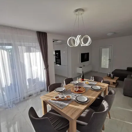 Ivana Apartamento Sveti Filip i Jakov