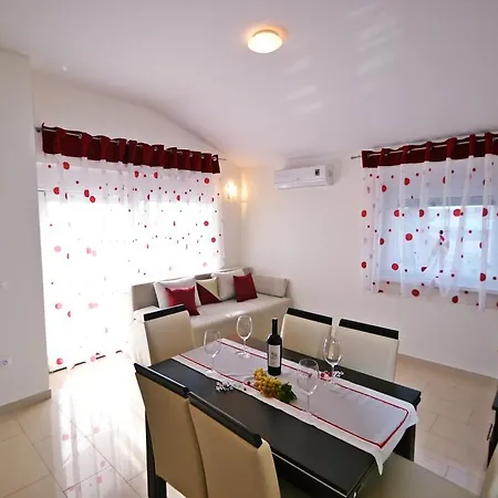 Apartamento Ivana *